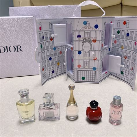 cofanetto mini profumi dior|Discovery Set Le Mini 30 Montaigne: cofanetto scoperta .